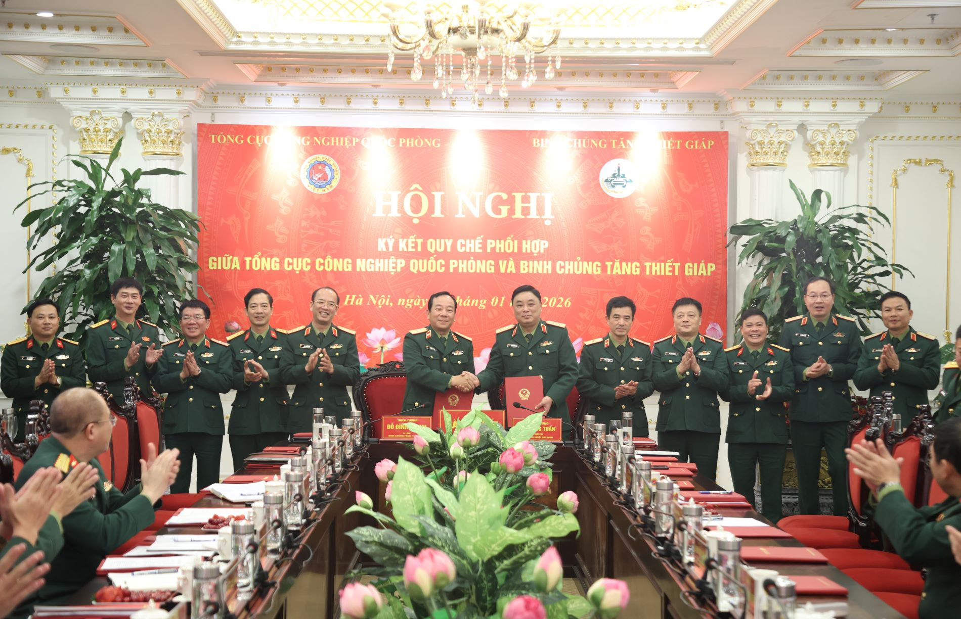 Tổng cục Công nghiệp Quốc phòng và Binh chủng Tăng thiết giáp ký kết quy chế phối hợp